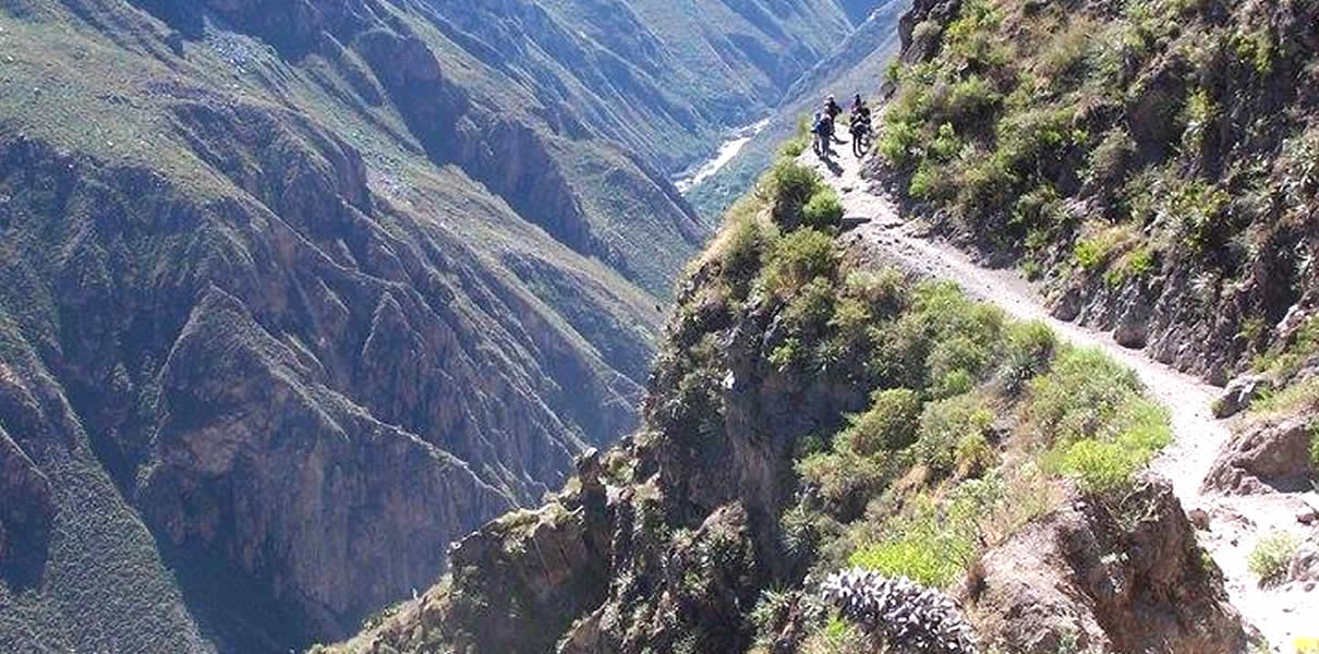 COTAHUASI CANYON TOUR AND TREK 4 DAYS | ALPAMAYO PERU